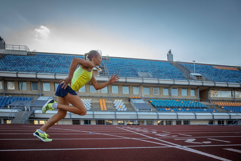 2025日职前瞻：8队换帅+3队重建 潜在黑马众多